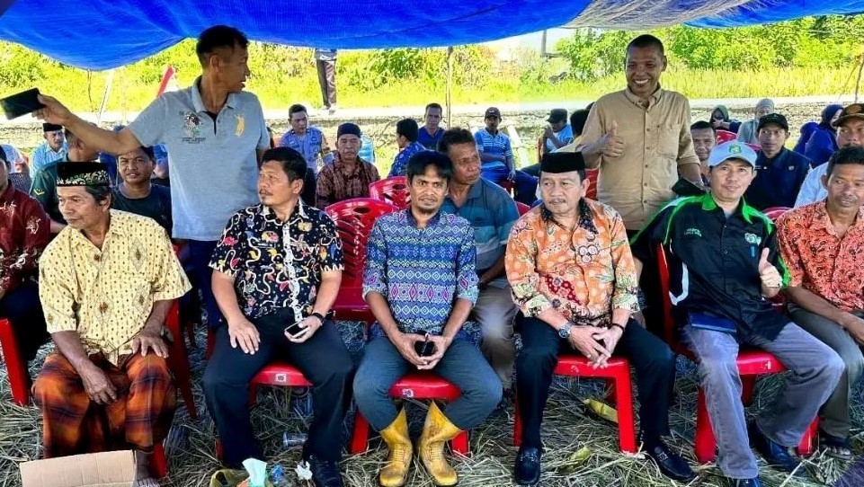 Syukuran Panen Padi di Bambaira, Bupati Pasangkayu Berharap Semua Kebutuhan Petani Terpenuhi